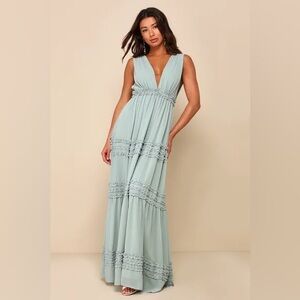 Lulu's | Adoring Effect Sage Chiffon Tiered Maxi Dress | Size L